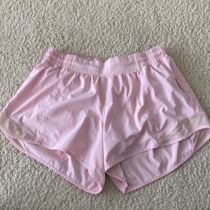Lululemon Hottie Hot Low Rise 4 inch in pink